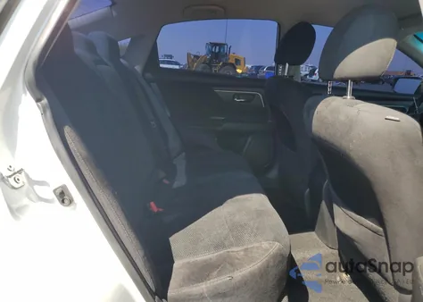 2015 Nissan Altima 2.5 z USA, uszkodzony, nr VIN 1N4AL3AP9FN382457